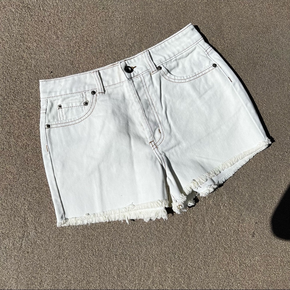 Jack by BB Dakota white jean shorts